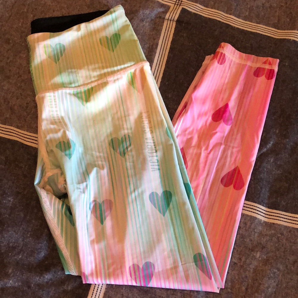 Vs SPORT heart crop leggings